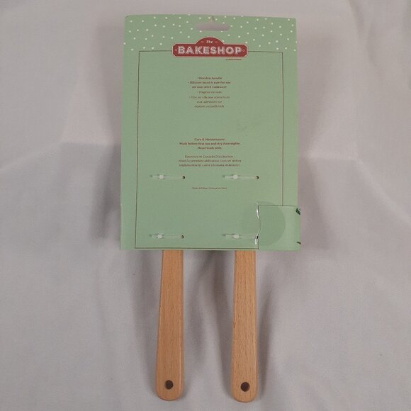 The Bakeshop - Bundle of 3 Holiday Themed Baking Accessories - Picture 7 of 7